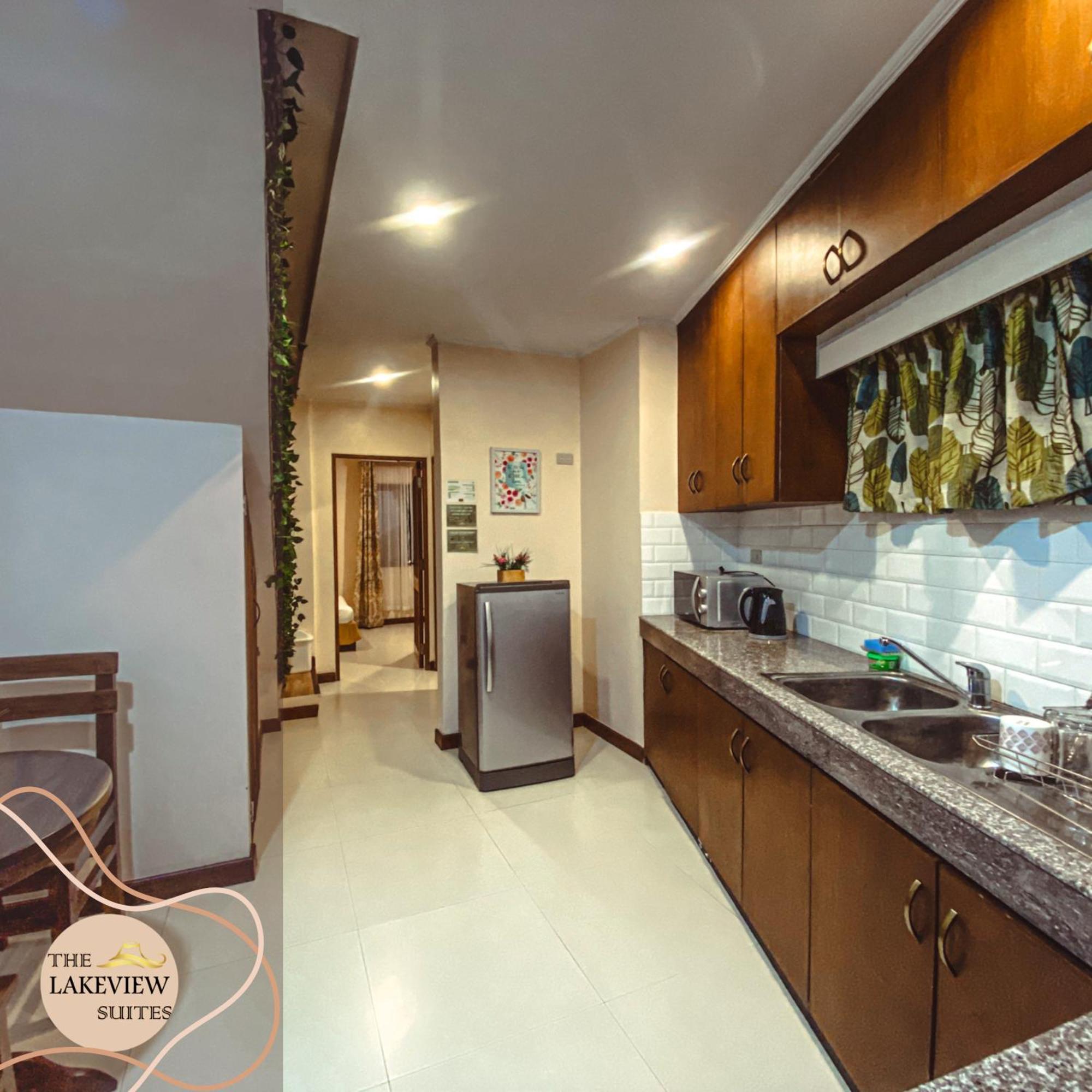 The Lakeview Suites Tagaytay City Zewnętrze zdjęcie
