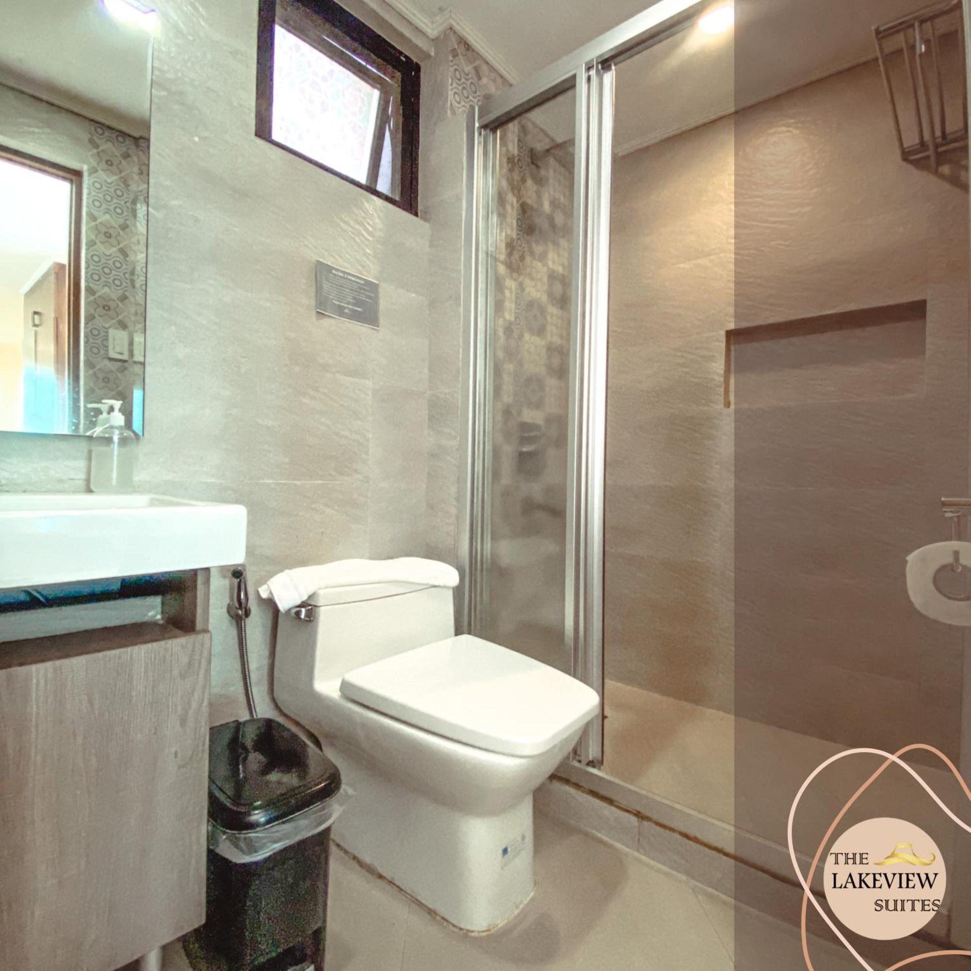 The Lakeview Suites Tagaytay City Zewnętrze zdjęcie