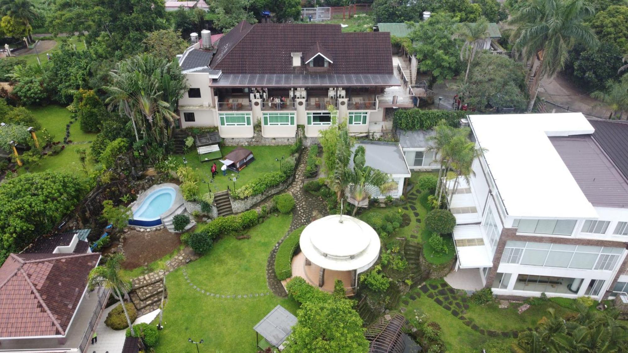 The Lakeview Suites Tagaytay City Zewnętrze zdjęcie