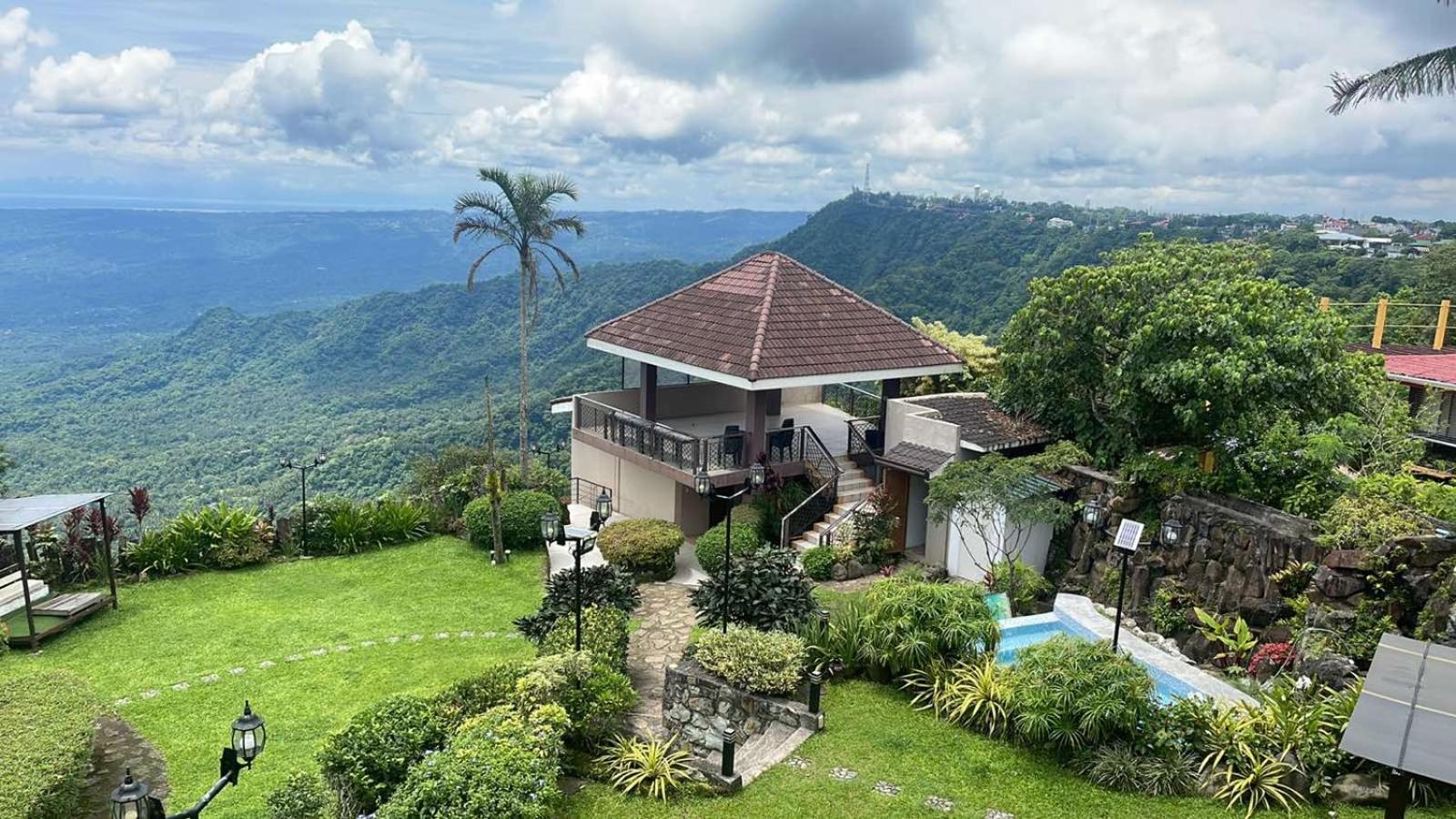 The Lakeview Suites Tagaytay City Zewnętrze zdjęcie